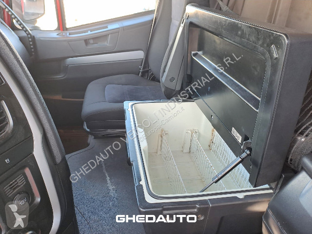 Teherautó Iveco TRATTORE STRADALE IVECO STRALIS...