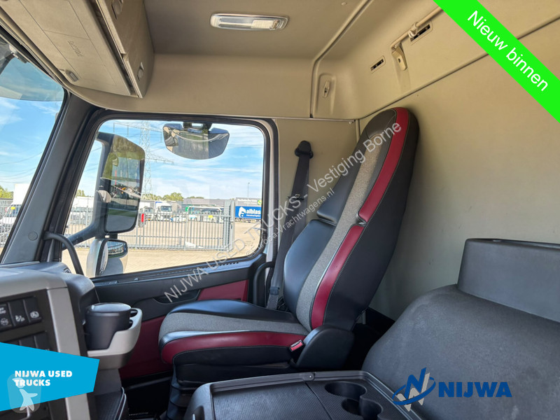 Teherautó Volvo 330 4x2 Low Mileage +...