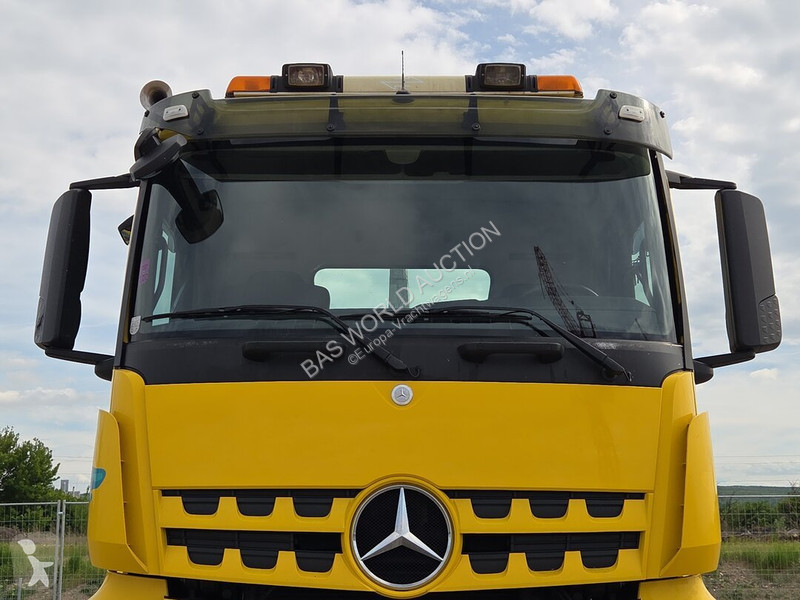 Camión Mercedes 3248