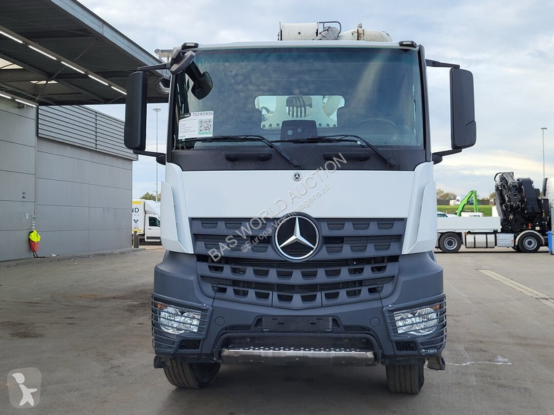 Camión Mercedes 2640