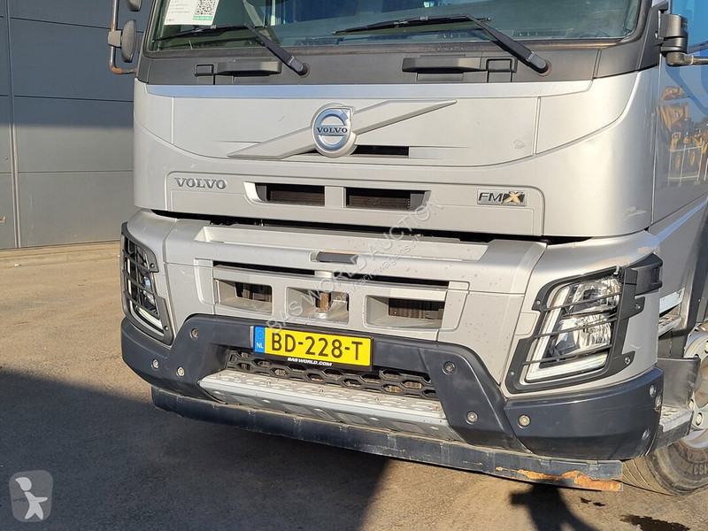 Camión Volvo 460