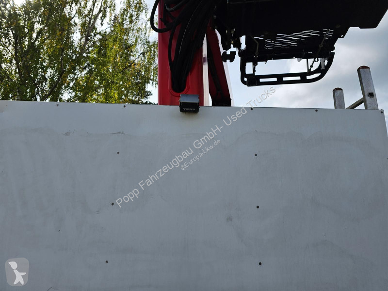 Camion Volvo 460 8x2 Tridem*Baustoff, Fassi...