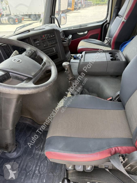 Teherautó Volvo 420