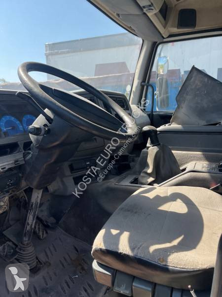 Teherautó Renault 320