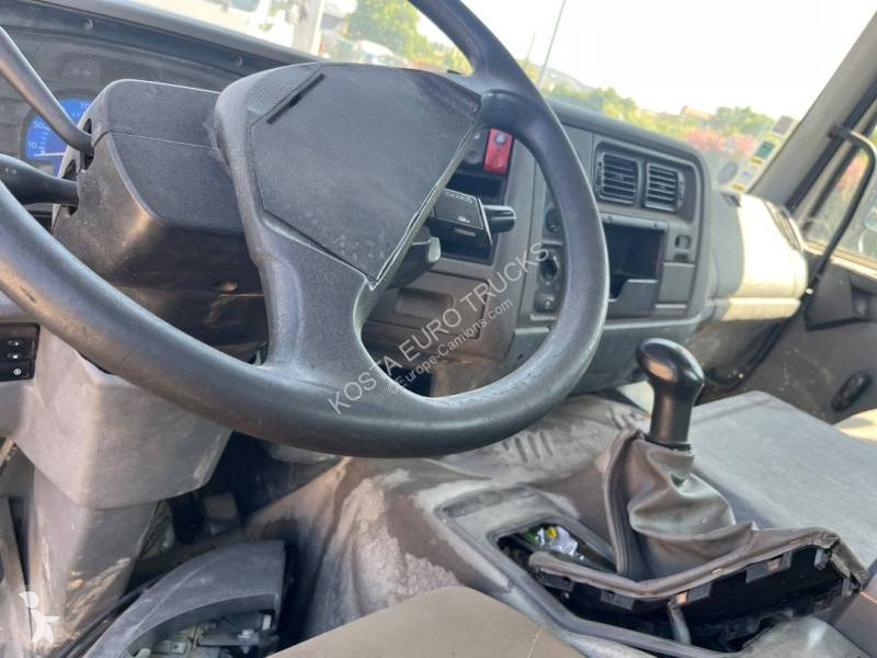 Teherautó Renault 270 DCI