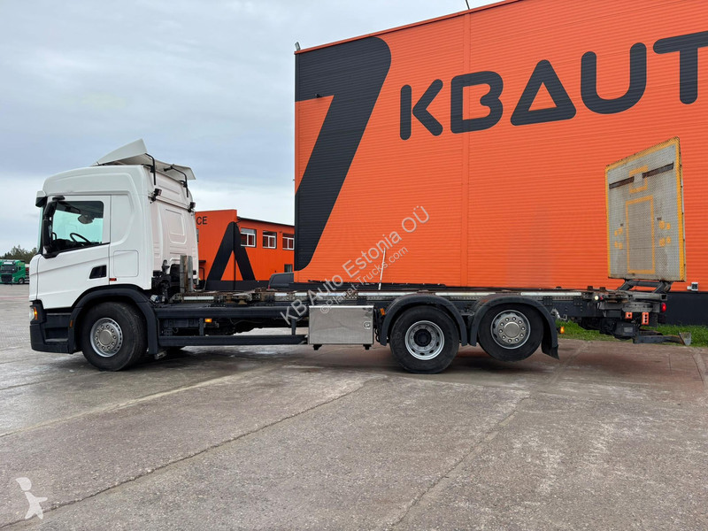 Camión Scania P 500 6x2*4 9 TON FRONT AXE /...