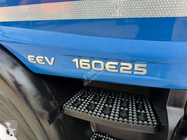 Camión Iveco 160 E 25