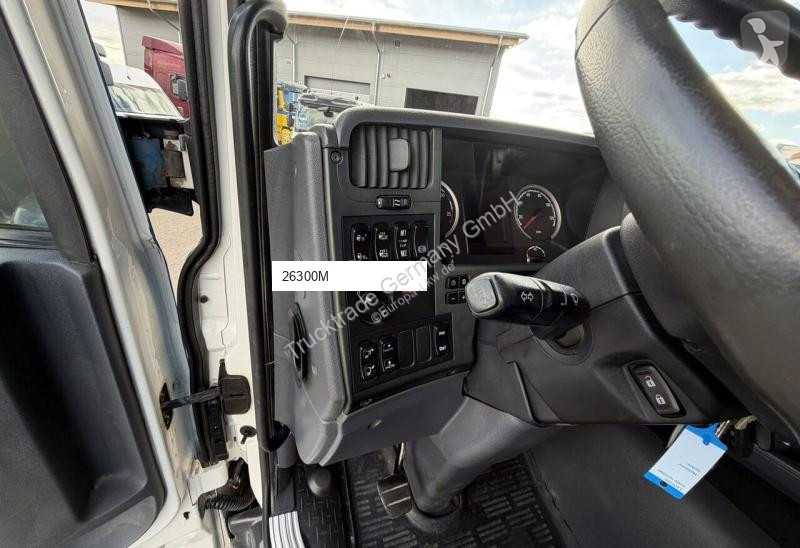 Camión Scania Multilift XR26Z65-P-IT2B