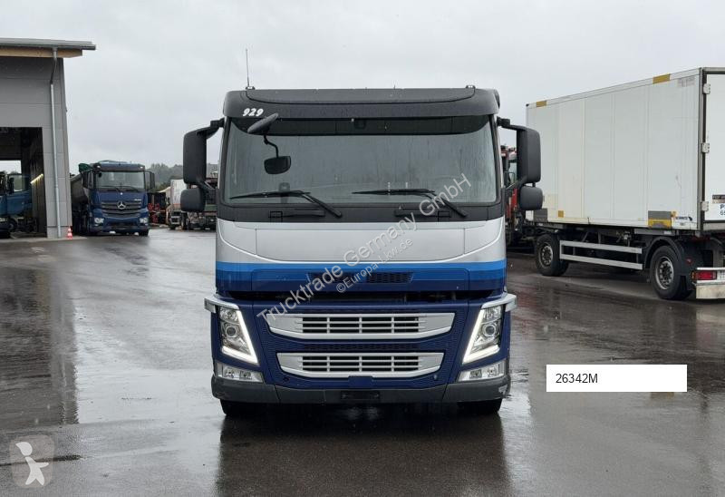 Camión Volvo 638 FM-460
