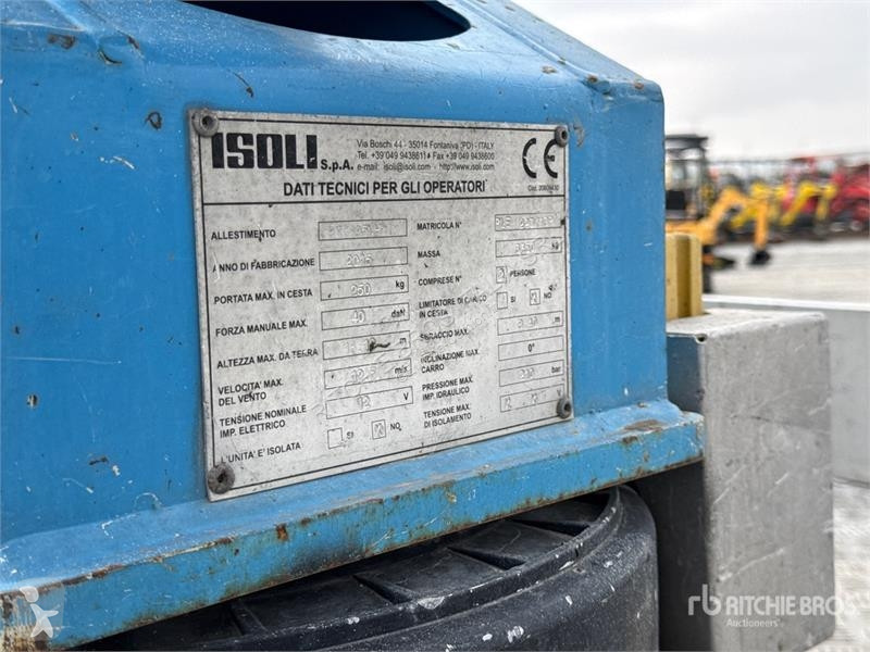 Camion  PNT205 NHD 18.1 m on Nissan Cabstar...