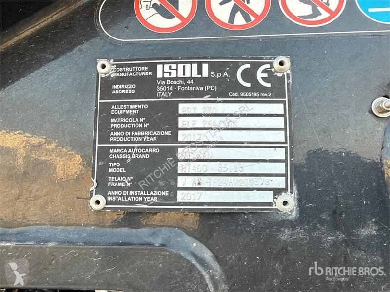 Camion Nissan Isoli PNT230 20.5 m on Nissan...