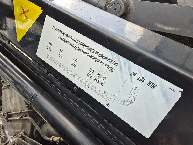 Camión Renault Midlum DCI/ 12 TM Krane Remote/...