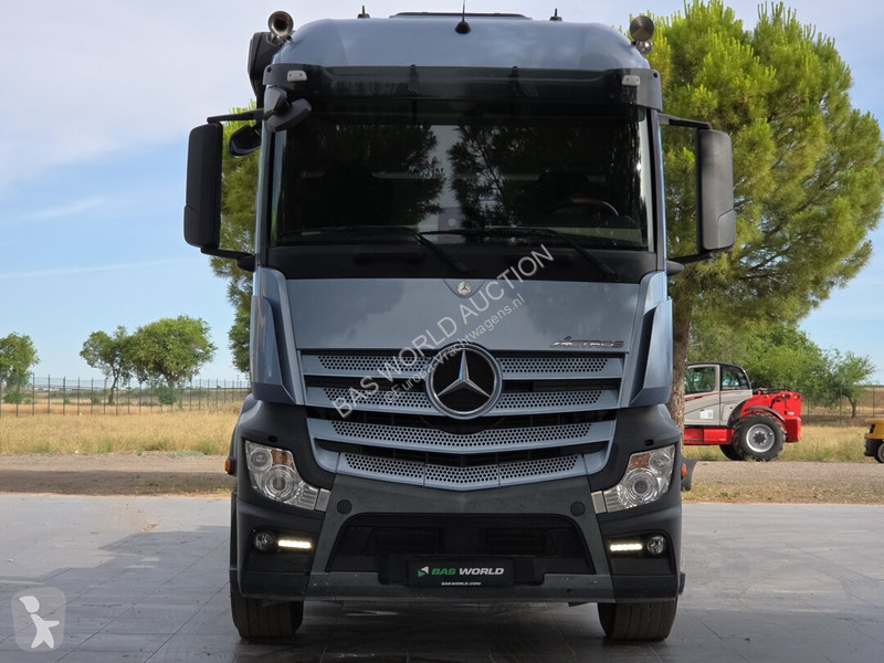Lastbil Mercedes 2648
