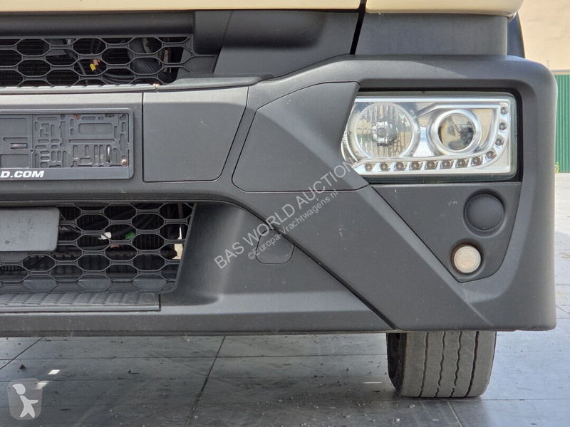 شاحنة Iveco 120E210