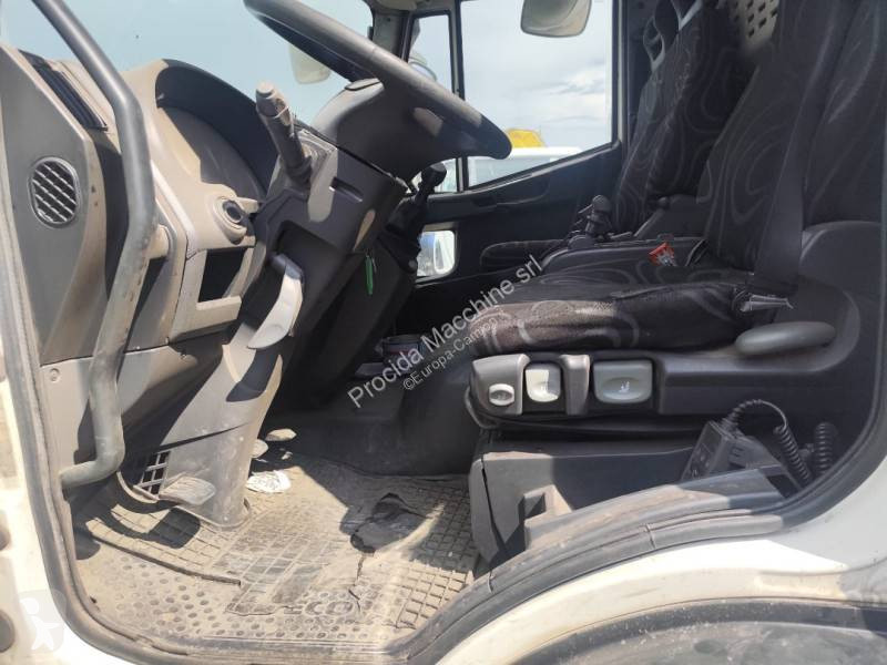 Camion Iveco 150 E 22