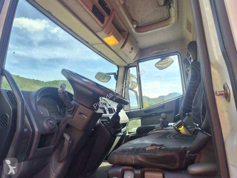 Camion Iveco 150 E 22