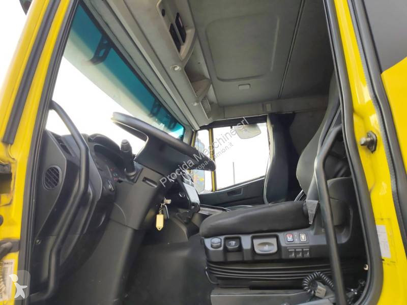 Camion Iveco 260 S 46