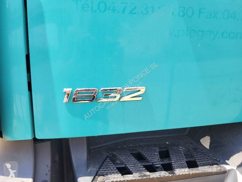 Camion Mercedes 1832