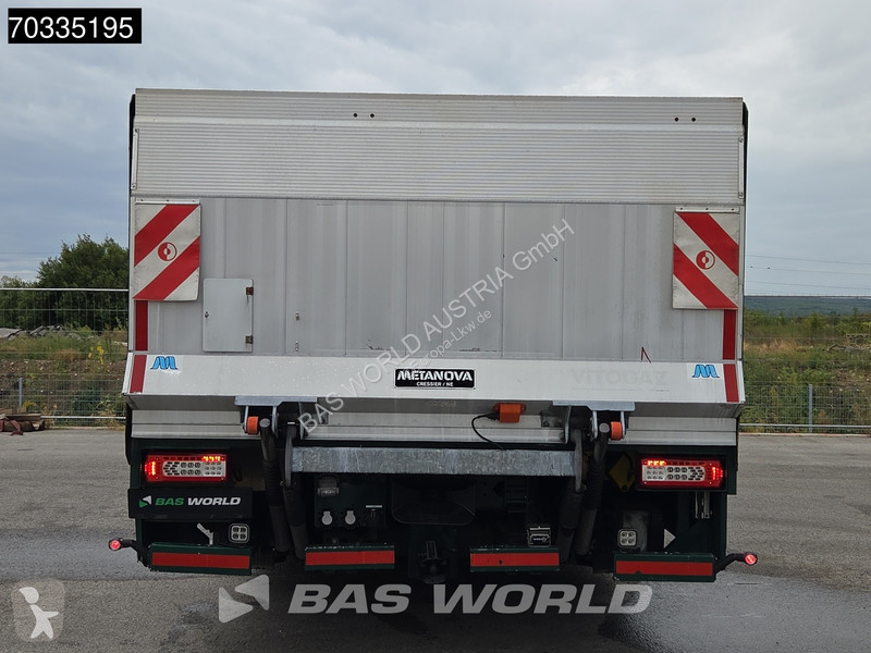 Camion Volvo 460 6X2 700cm platform...