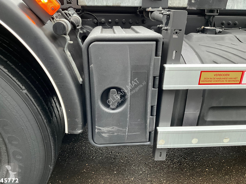 Camion Volvo 300 Multilift 21 Ton...