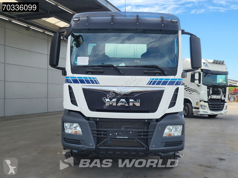 Camião MAN 32.420 8X4 Stetter 9m3 Full Steel...