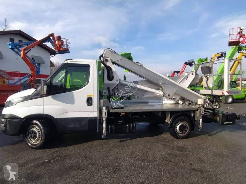 Camion Multitel MX210