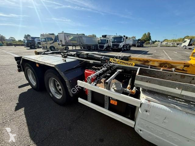 Volvo 460 truck