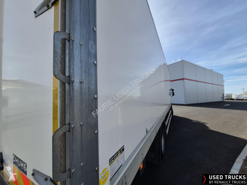 Camion Renault D Wide