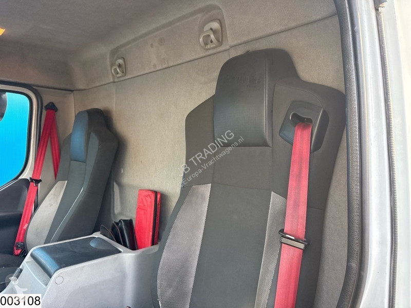 Грузовик Renault D 10 210 EURO 6, Palfinger