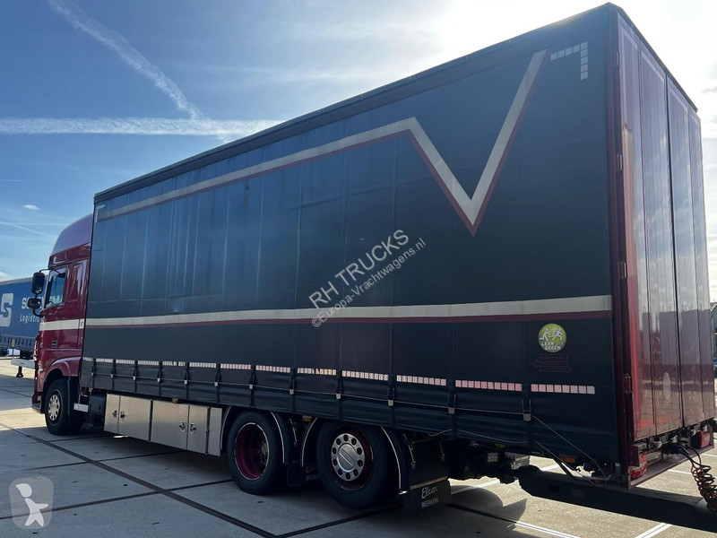 Грузовик DAF 6X2 EURO 6 + SLIDING ROOF + 2 AXLE...