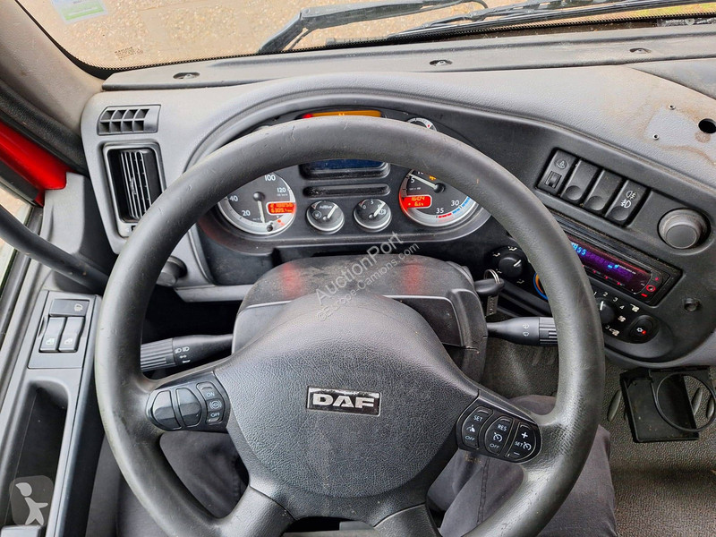 Грузовик DAF 220