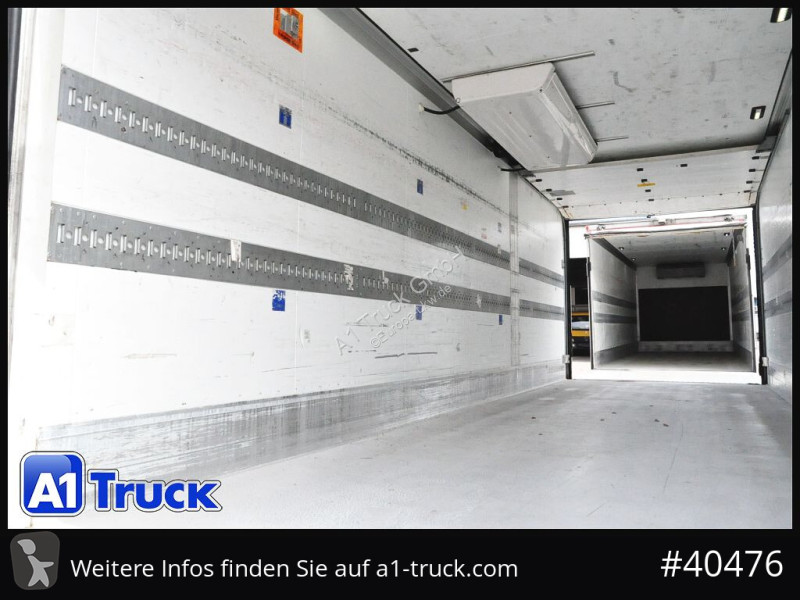 Camion Schmitz Cargobull SCB-C2, Mitsubishi,...