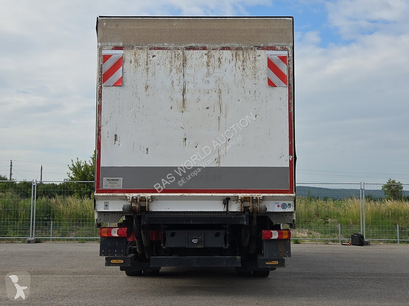 Lastbil Mercedes 1223