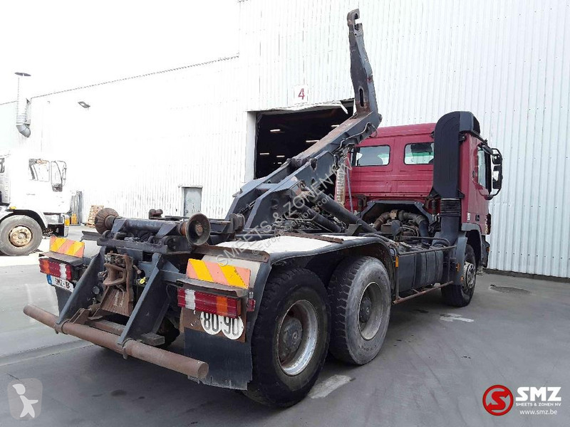 Lastbil Mercedes 3341
