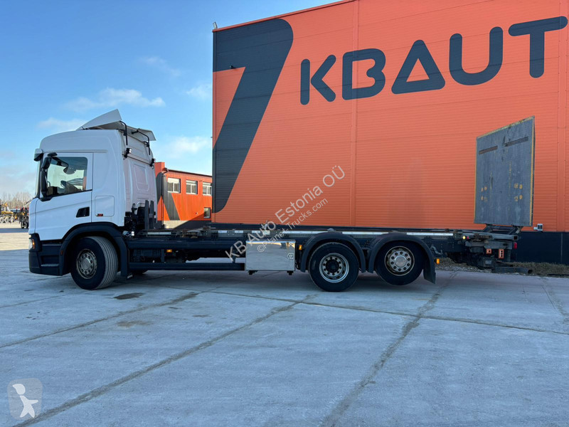 Camión Scania P 500 6x2*4 9 TON FRONT AXE /...