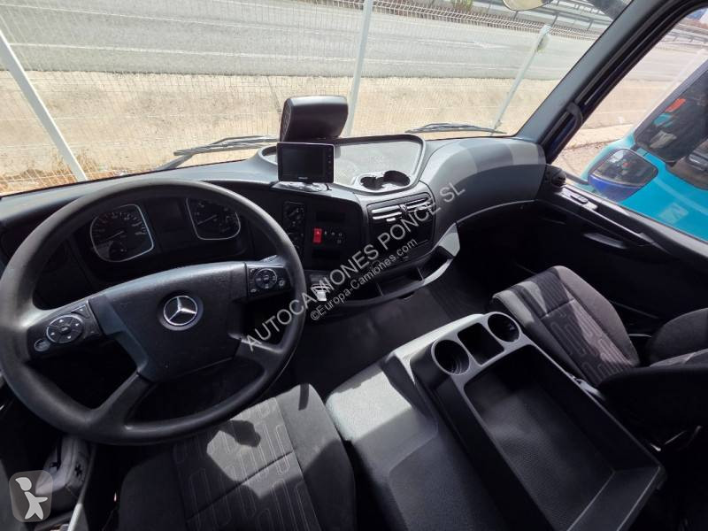 Camión Mercedes 1218