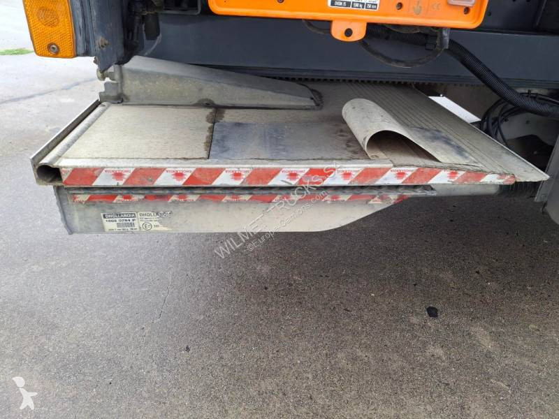 Iveco 120 E 21 truck