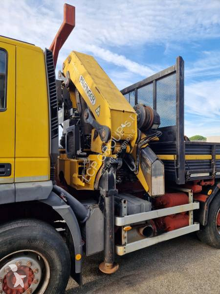 Iveco 260E31 truck