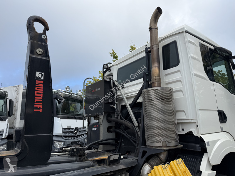 شاحنة MAN TGS 35.470 8X4 BB Haken Multilift