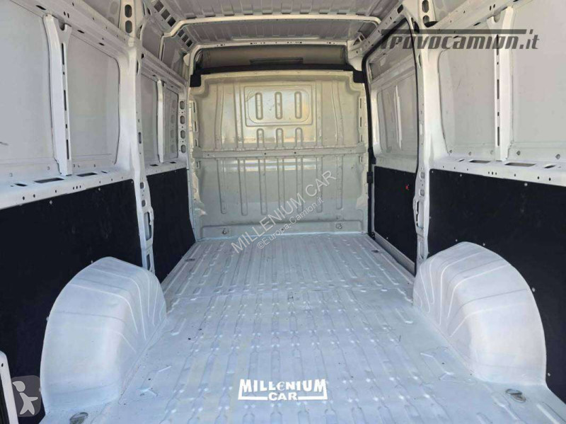 Lastbil Fiat 2023 L2H2 KM 91000 MULTIJET