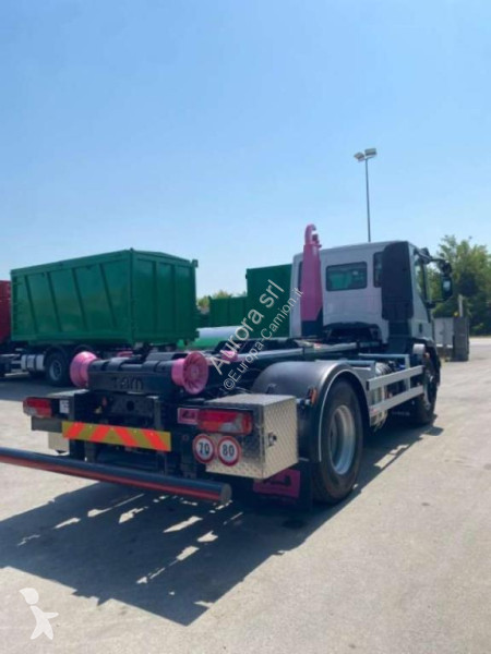 Camion Iveco EUROCARGO 180E32K SCARRABILE