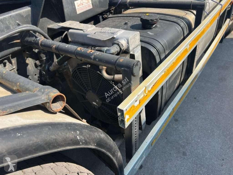 Camion Iveco STRALIS 260S-E4 SCARRABILE