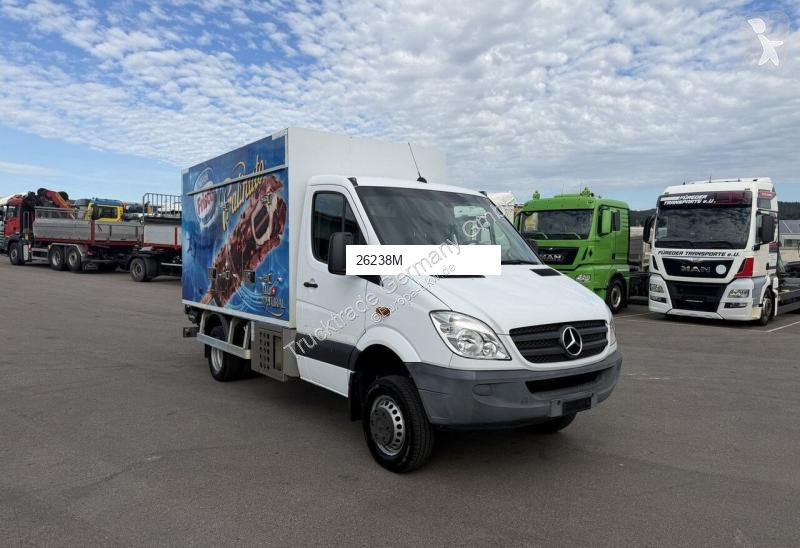 Camion Mercedes LARAG 516 CDI Kühlkoffer/HB