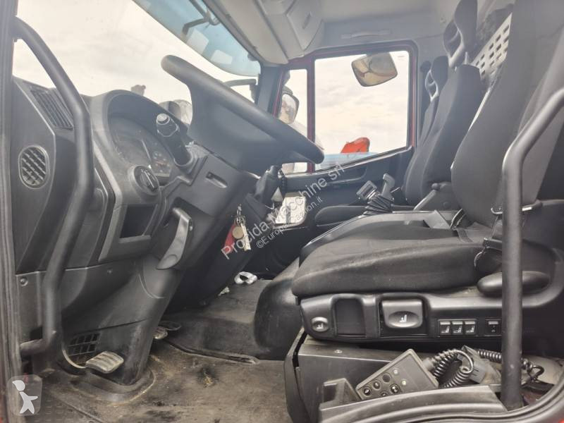 Iveco 120 E 25 truck