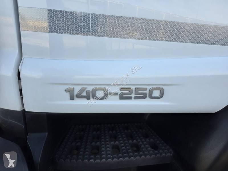 Iveco 140 E 25 truck