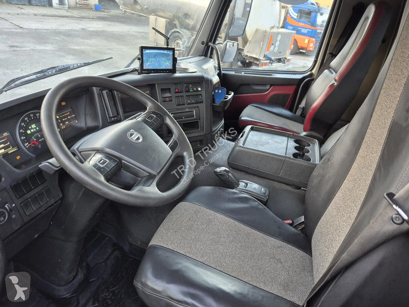 Kamion Volvo FMX 370 16000L INSULATED INOX TANK...
