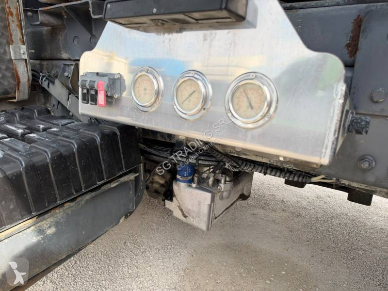 Kamion DAF FA 460