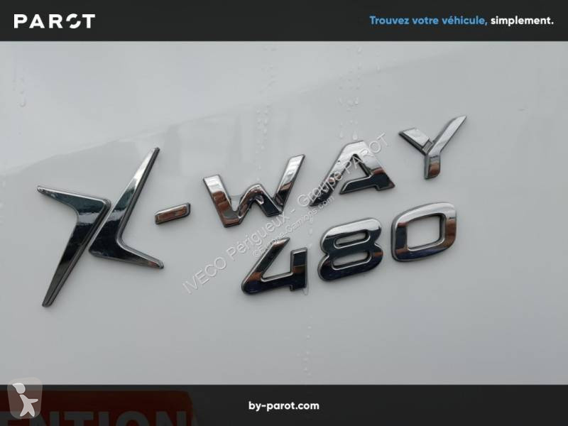 Iveco 480 truck