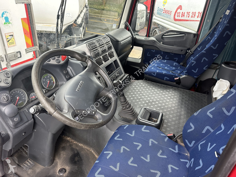 Kamion Iveco 330 - 6x2