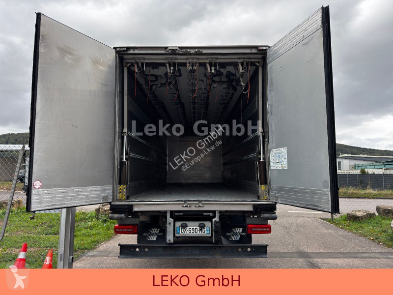شاحنة DAF 280 FA ( Fleischhaken ) Meat hooks